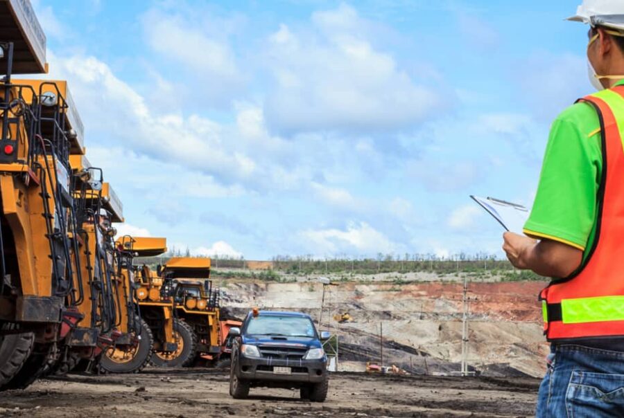 Wallis Lubricants Bestinclass service 100 guaranteed satisfaction.